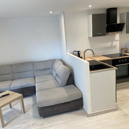Joli Logement Au Pied Des Alpilles Eyguières Exteriör bild